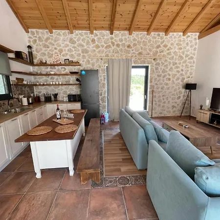 The 10k Stones Villa Pelekas