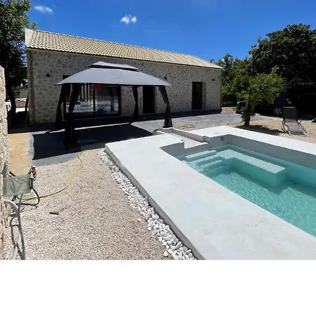The 10k Stones Villa Pelekas